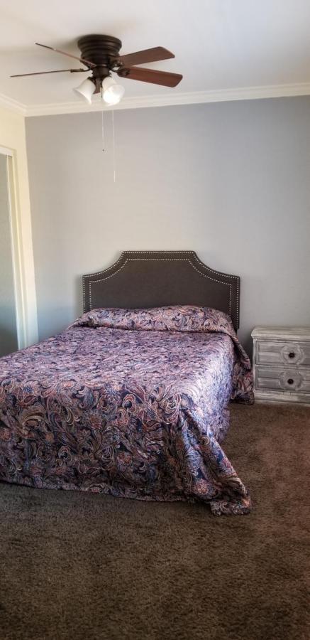 Sierra Crossing Motel Bloomington Екстериор снимка