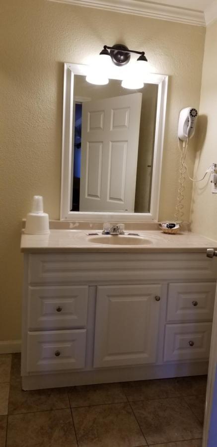 Sierra Crossing Motel Bloomington Екстериор снимка